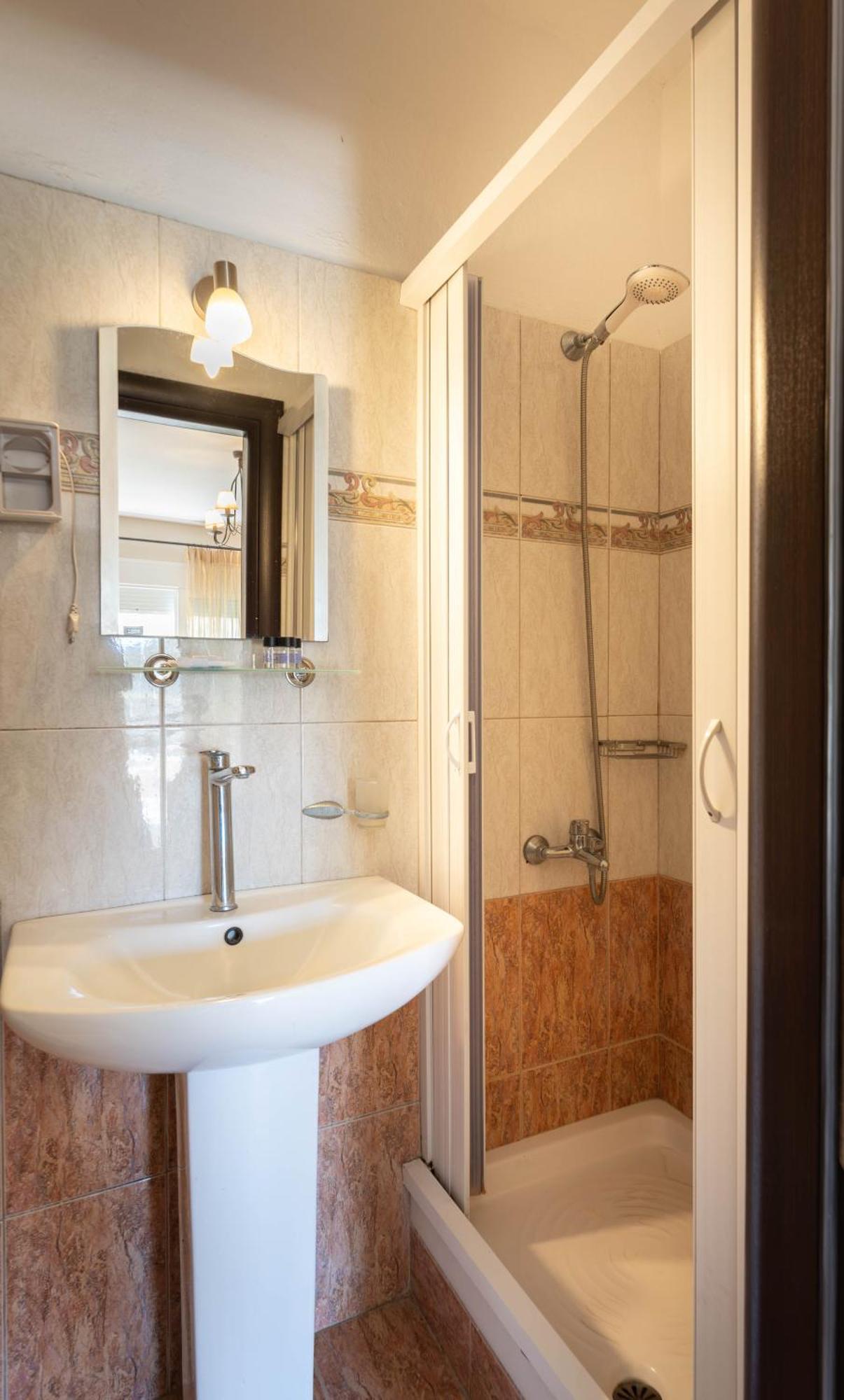 Kipos Resort Néa Péramos Dış mekan fotoğraf